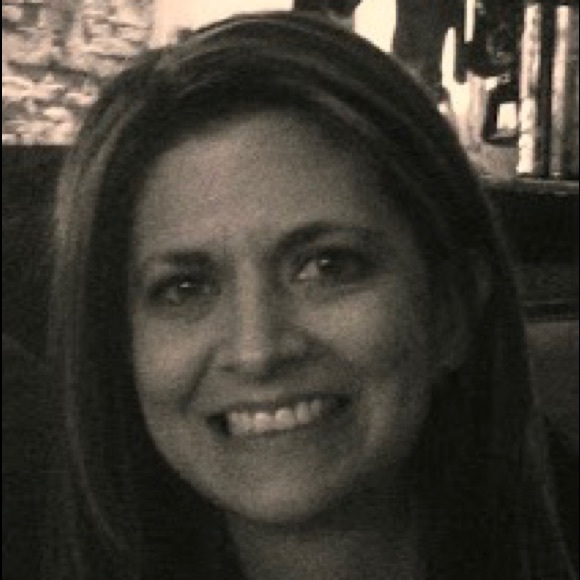 Meet this Posher, Raquel.... - Picture 3 of 7